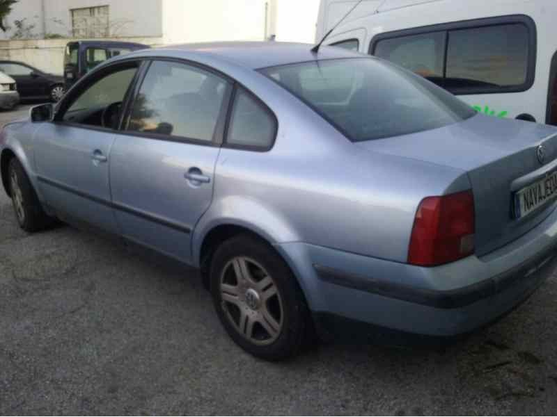 volkswagen passat berlina (3b2) del año 1999