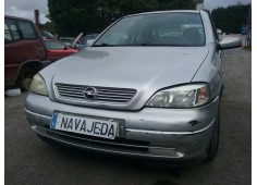 opel astra g berlina del año 2000