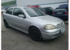 opel astra g berlina del año 2000 2