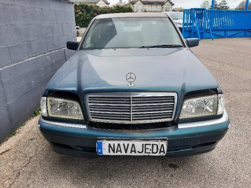 mercedes-benz clase c (w202) berlina del año 1997
