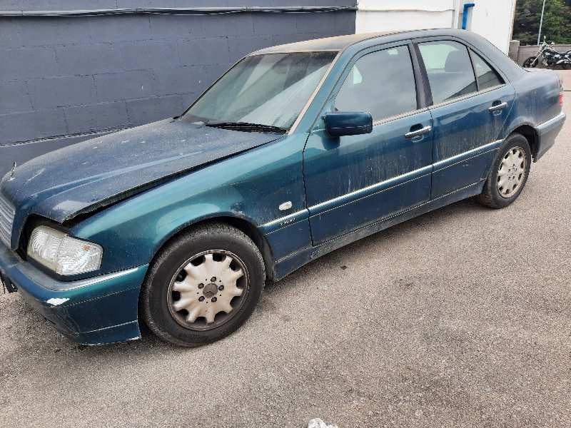 mercedes-benz clase c (w202) berlina del año 1997
