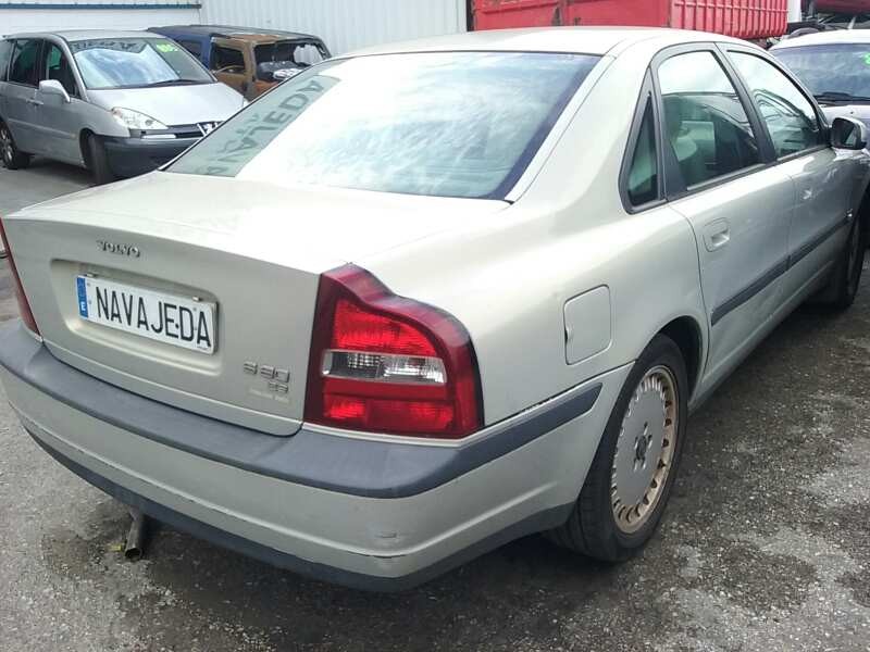 volvo s80 berlina del año 1998
