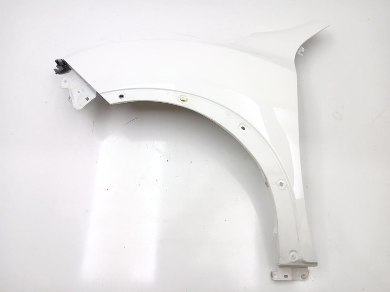 Recambio de aleta delantera izquierda para nissan juke (f15) 1.2 dig-t referencia OEM IAM   