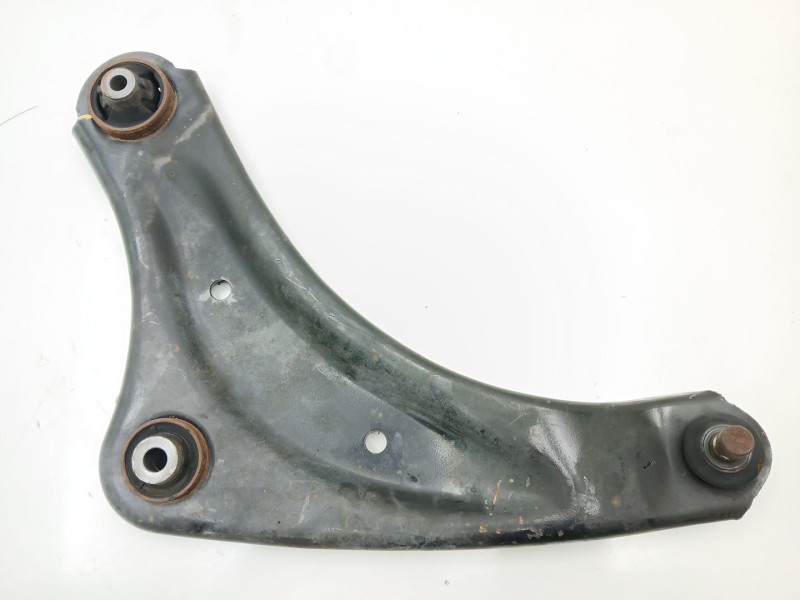Recambio de brazo suspension inferior delantero izquierdo para nissan juke (f15) 1.2 dig-t referencia OEM IAM 54501BA60A  