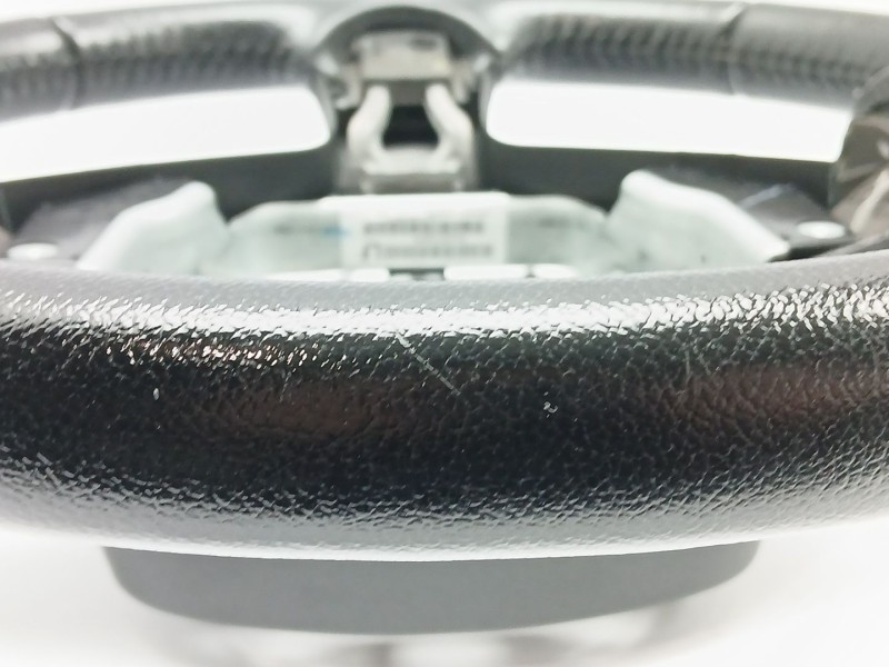 Recambio de volante para nissan juke (f15) 1.2 dig-t referencia OEM IAM 484301KB3A  