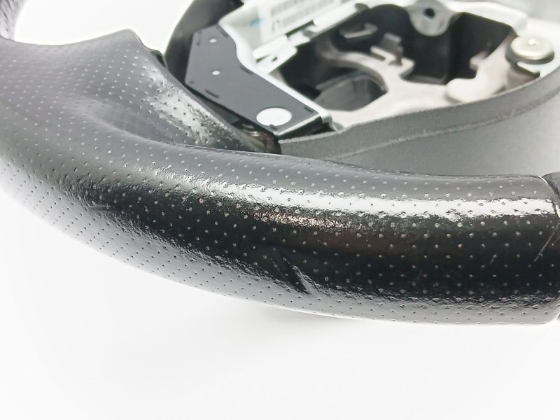 Recambio de volante para nissan juke (f15) 1.2 dig-t referencia OEM IAM 484301KB3A  