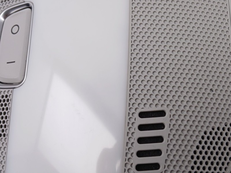 Recambio de luz interior para audi a4 ber. (b8) 2.0 tdi referencia OEM IAM 8T0947135BF  