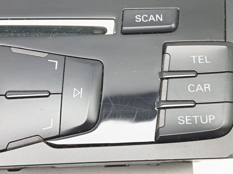 Recambio de sistema audio / cd para audi a4 ber. (b8) 2.0 tdi referencia OEM IAM 8R1035186N  