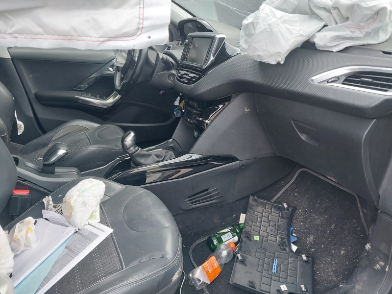 peugeot 2008 i (cu_) del año 2016