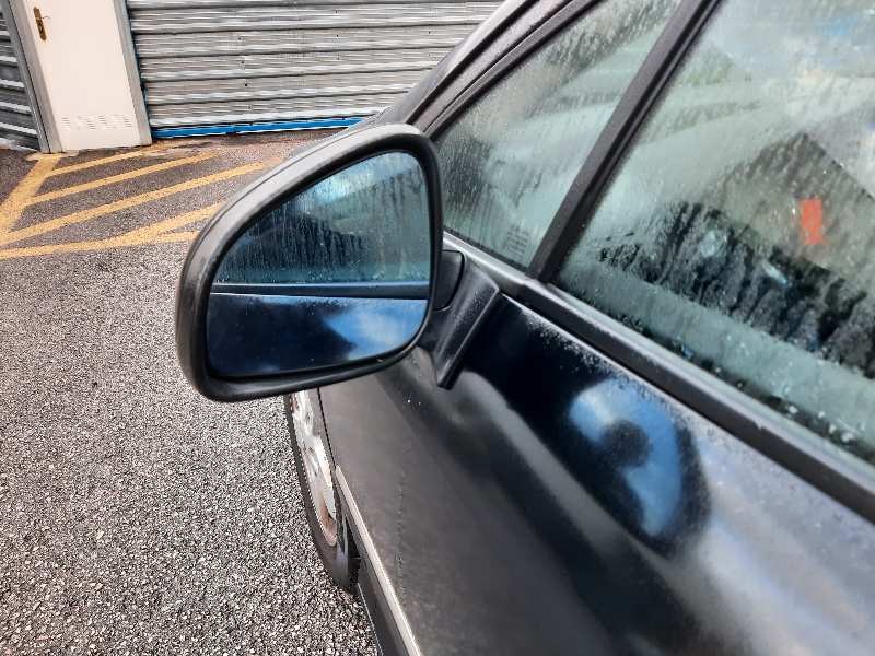 peugeot 407 del año 2004