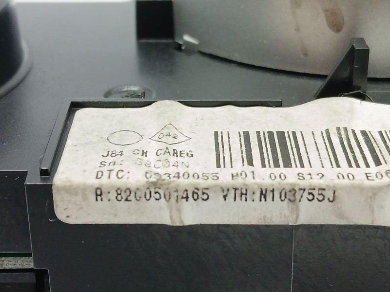 Recambio de mando climatizador para renault scenic ii grand confort dynamique referencia OEM IAM 8200501465  