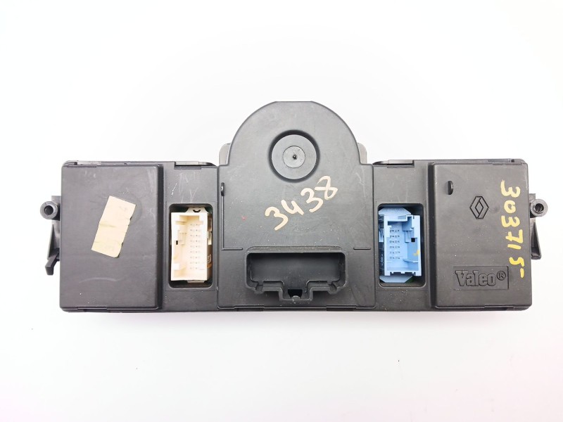 Recambio de mando climatizador para renault scenic ii grand confort dynamique referencia OEM IAM 8200501465  