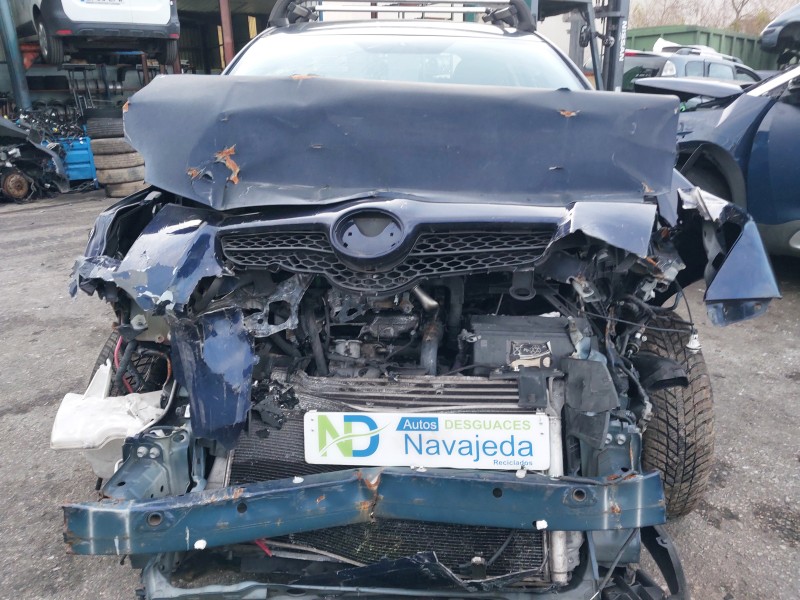 toyota auris (_e15_) del año 2008