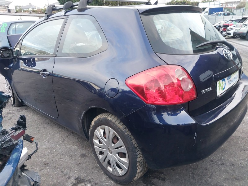 toyota auris (_e15_) del año 2008