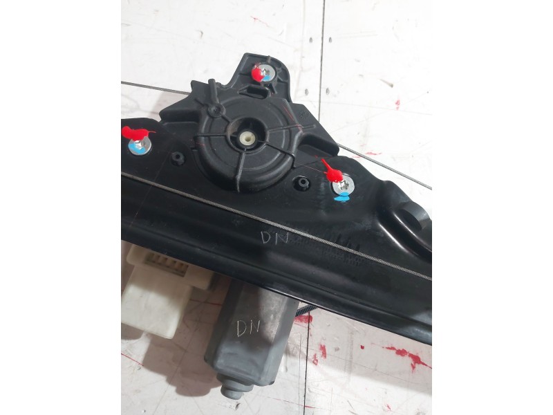 Recambio de elevalunas trasero izquierdo para citroën c4 picasso seduction referencia OEM IAM 9676172480 C06448200 