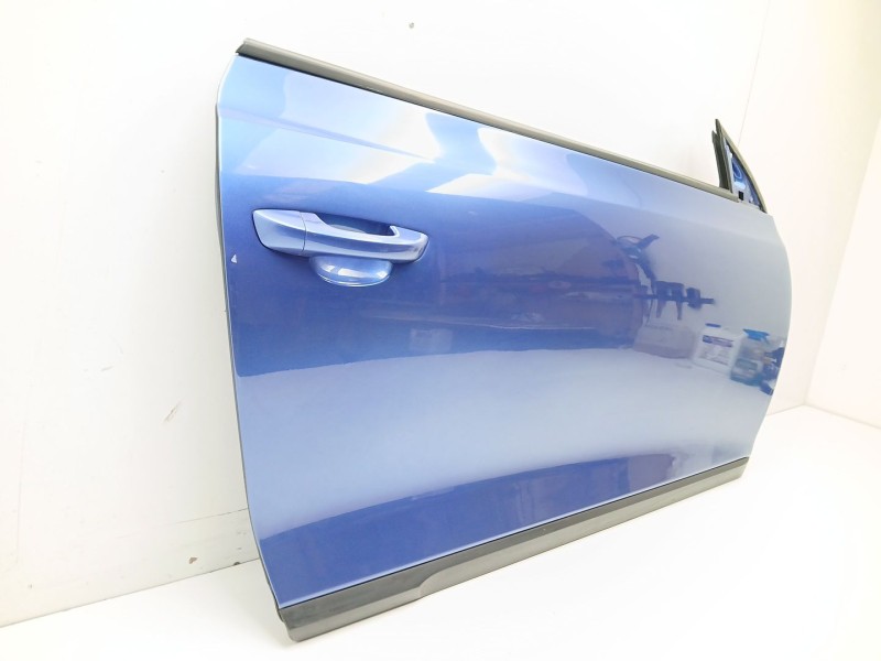Recambio de puerta delantera derecha para volkswagen scirocco iii (137, 138) 2.0 tfsi referencia OEM IAM   