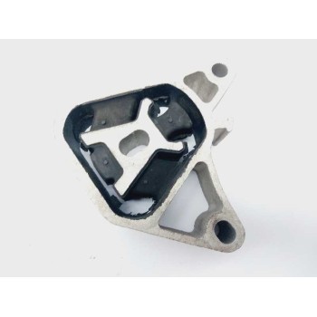 SOPORTE MOTOR DERECHO A2462400809 