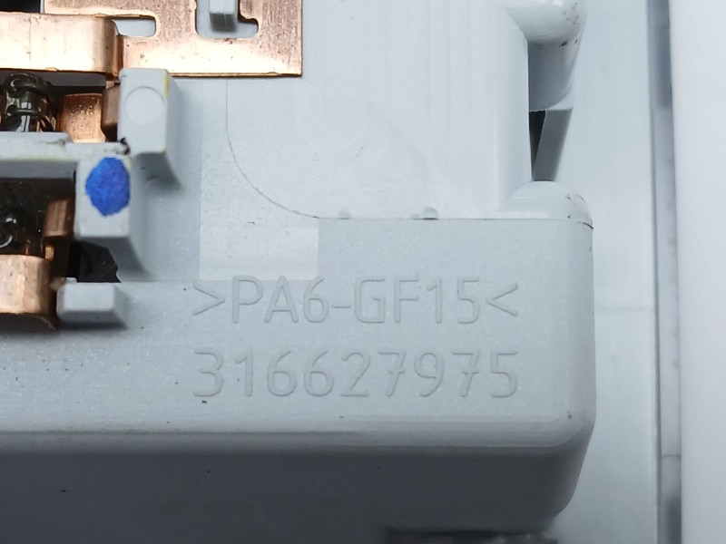 Recambio de luz interior para opel crossland x / crossland (p17, p2qo) 1.2 (75) referencia OEM IAM 316627975  