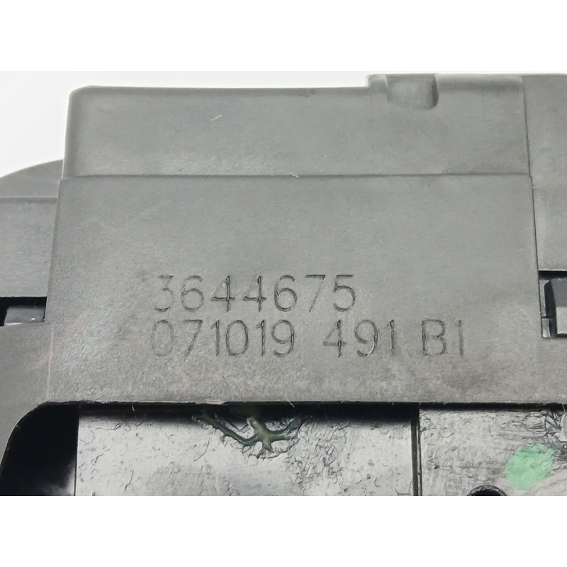 Recambio de cerradura maletero / porton para opel crossland x / crossland (p17, p2qo) 1.2 (75) referencia OEM IAM 3644675  