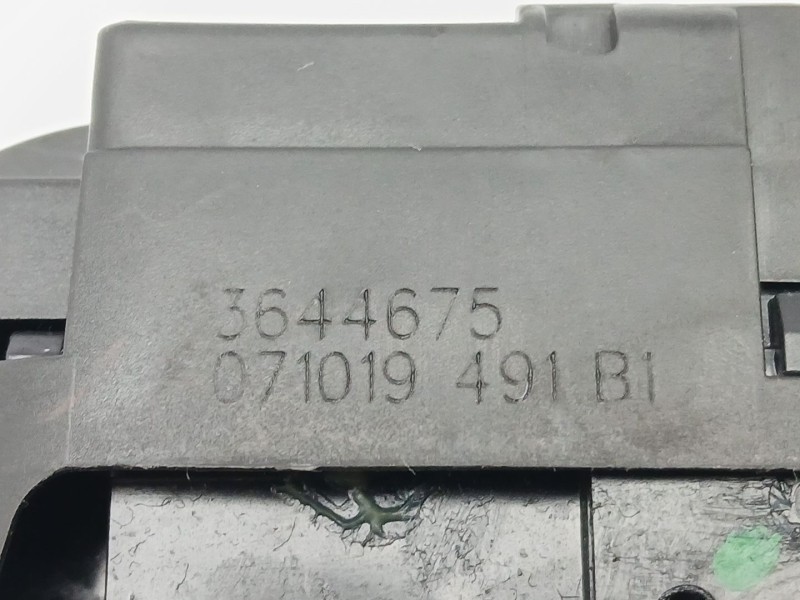 Recambio de cerradura maletero / porton para opel crossland x / crossland (p17, p2qo) 1.2 (75) referencia OEM IAM 3644675  