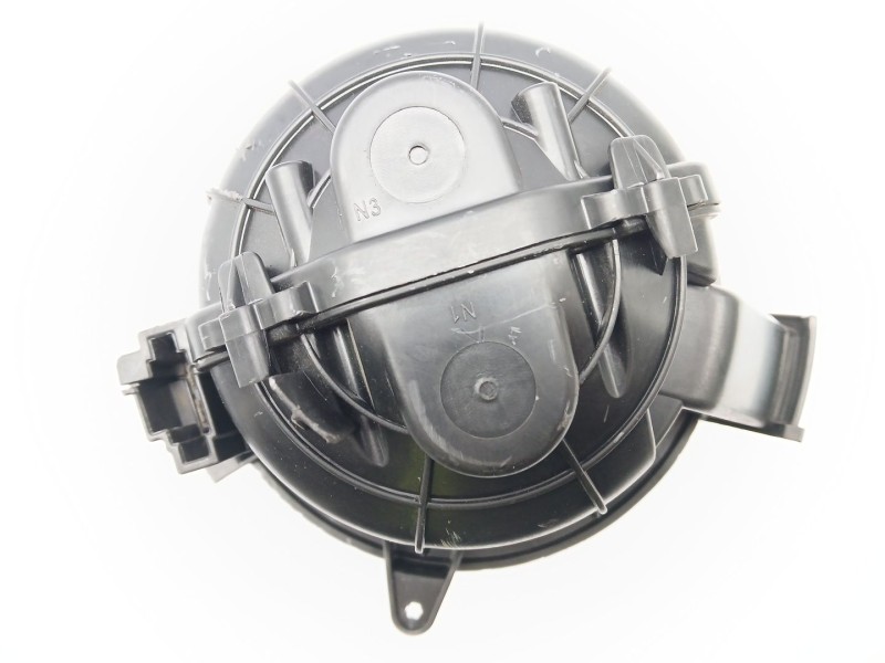 Recambio de motor calefaccion para opel crossland x / crossland (p17, p2qo) 1.2 (75) referencia OEM IAM HB613001  