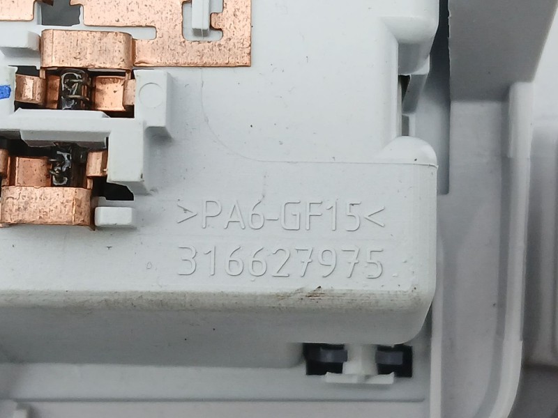 Recambio de luz interior para opel crossland x / crossland (p17, p2qo) 1.2 (75) referencia OEM IAM 316627975  39194309