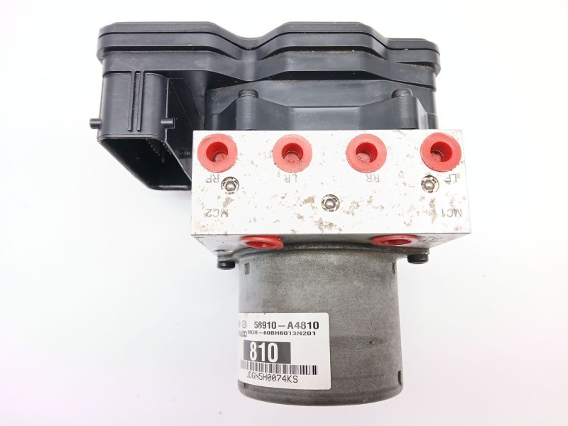 Recambio de abs para kia carens iv 1.7 crdi referencia OEM IAM 58910A4810  BE6003N205