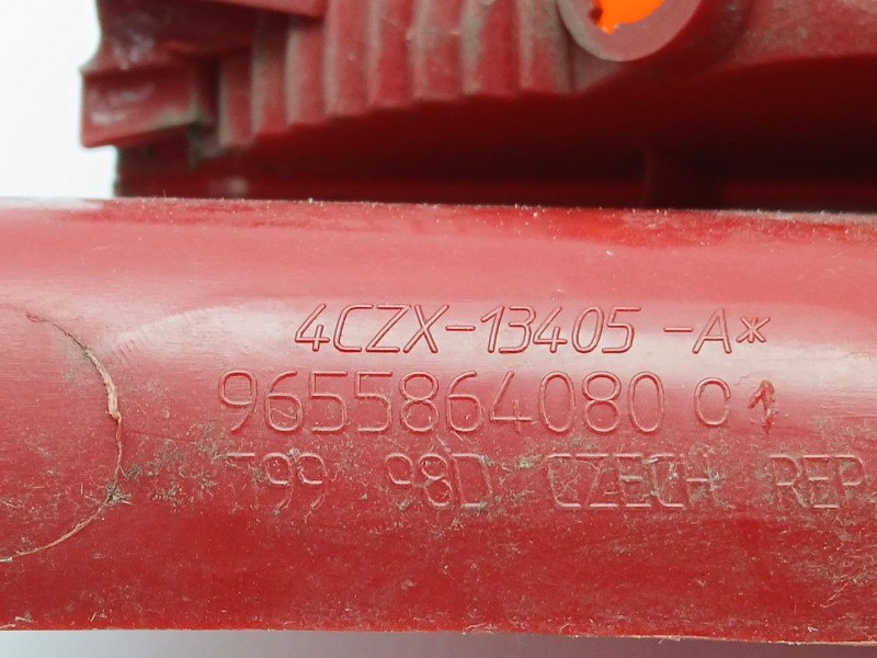 Recambio de piloto trasero izquierdo para citroën c4 berlina exclusive referencia OEM IAM 9655864080  