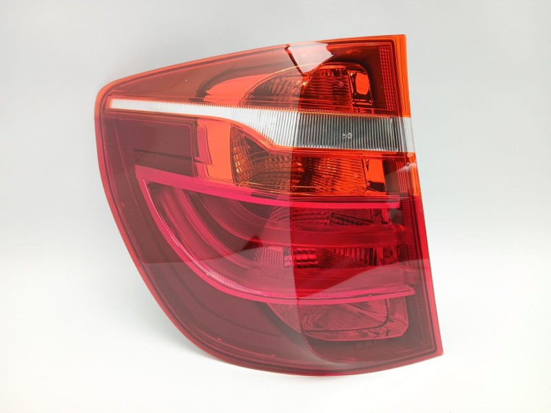 Recambio de piloto trasero derecho para bmw x3 (f25) xdrive 30 d referencia OEM IAM 16019311  63217217305