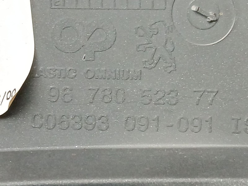 Recambio de paragolpes trasero para peugeot 2008 i (cu_) 1.6 bluehdi 100 referencia OEM IAM 9678052277 9801125577 9678052377