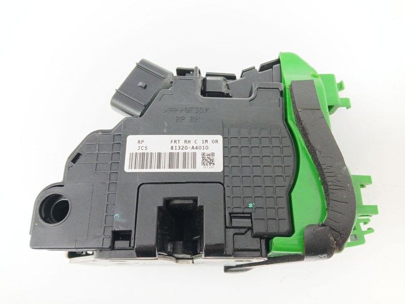Recambio de cerradura puerta delantera derecha para kia carens iv 1.7 crdi referencia OEM IAM 81320A4010  