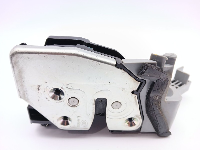 Recambio de cerradura puerta trasera izquierda para kia carens iv 1.7 crdi referencia OEM IAM 81410A4030  