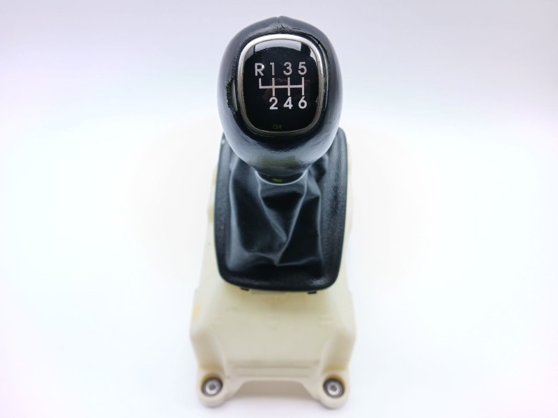 Recambio de palanca cambio para kia carens iv 1.7 crdi referencia OEM IAM 43700A4010  