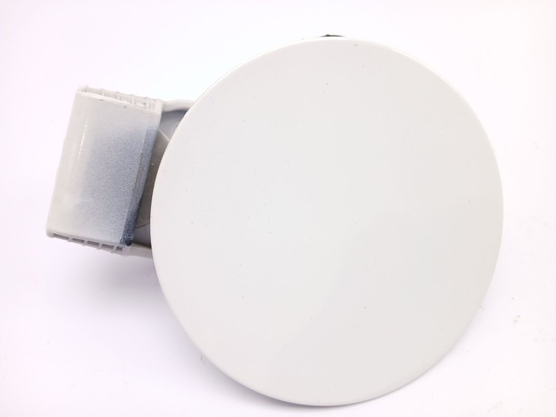 Recambio de tapa exterior combustible para kia carens iv 1.7 crdi referencia OEM IAM 69510A4000  