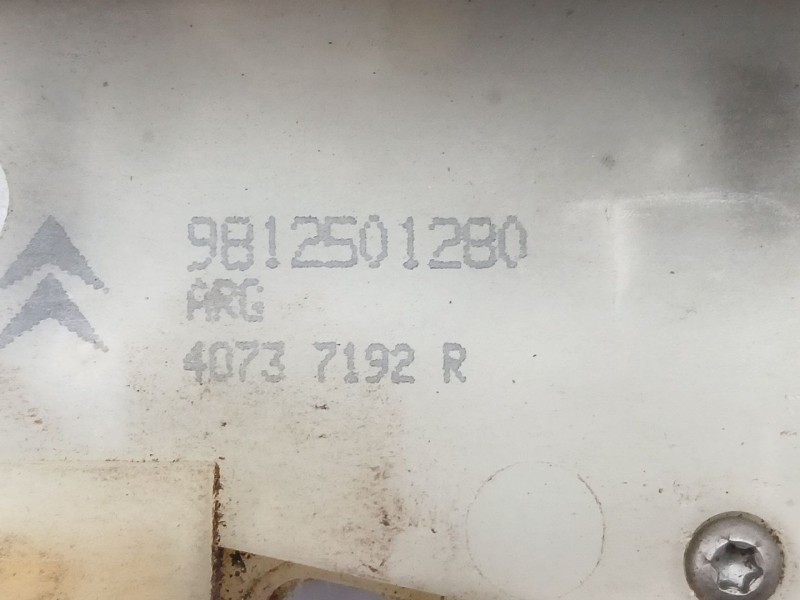 Recambio de cerradura puerta trasera izquierda para peugeot 2008 i (cu_) 1.6 bluehdi 100 referencia OEM IAM 9812501280  