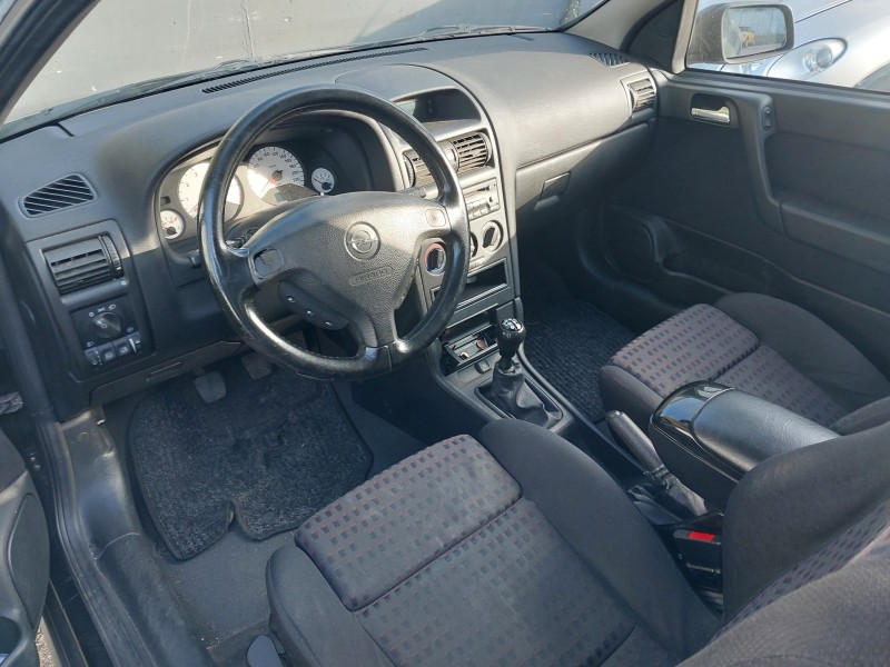 opel astra g hatchback (t98) del año 1999