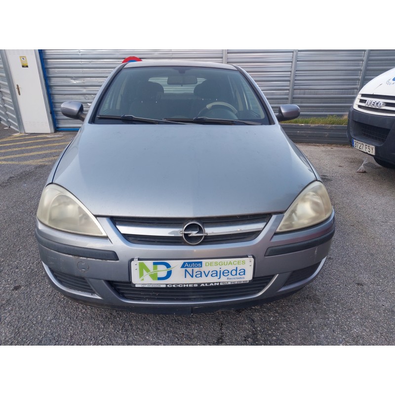 opel corsa c (x01) del año 2003