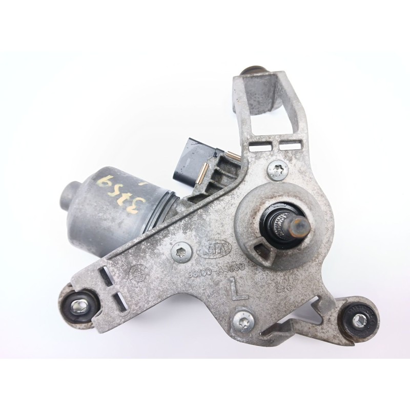 Recambio de motor limpia delantero para kia carens iv 1.7 crdi referencia OEM IAM 98110A4000  