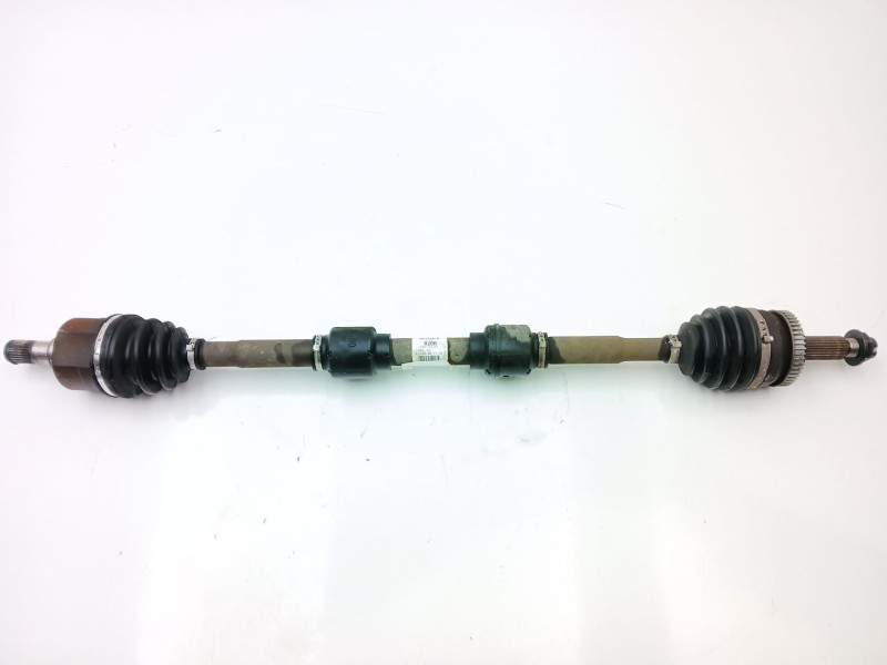 Recambio de transmision delantera derecha para kia carens iv 1.7 crdi referencia OEM IAM 49501A4200  
