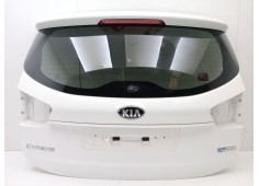 Recambio de porton trasero para kia carens iv 1.7 crdi referencia OEM IAM 73700A4040  