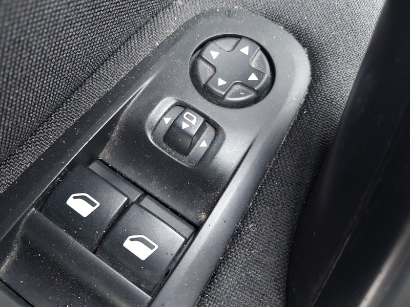 peugeot 308 ii (lb_, lp_, lw_, lh_, l3_) del año 2016