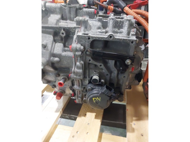 Recambio de caja cambios para toyota auris hybrid active referencia OEM IAM 3JM  