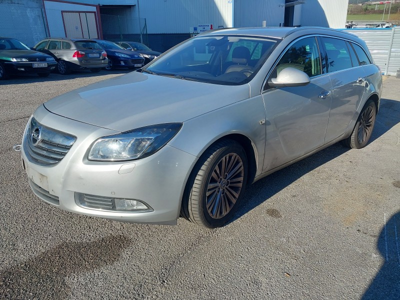 opel insignia a sports tourer (g09) del año 2013