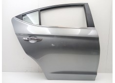 Recambio de puerta trasera derecha para hyundai elantra vi sedán (ad, ada) 1.6 d referencia OEM IAM 77004F2000  