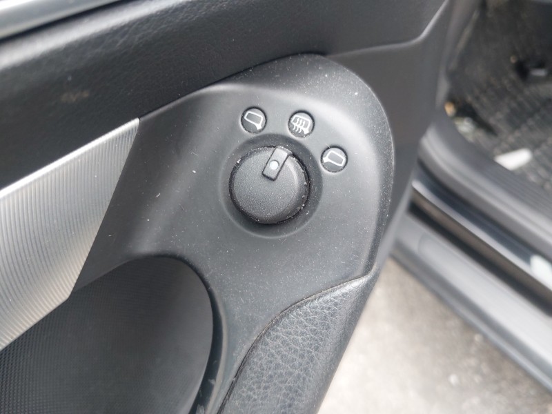 audi a6 c6 (4f2) del año 2004