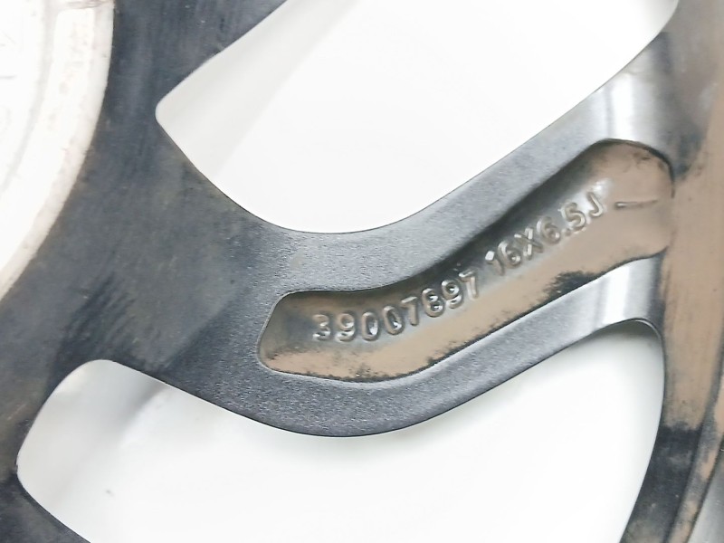 Recambio de llanta para opel crossland x selective referencia OEM IAM 39007897  