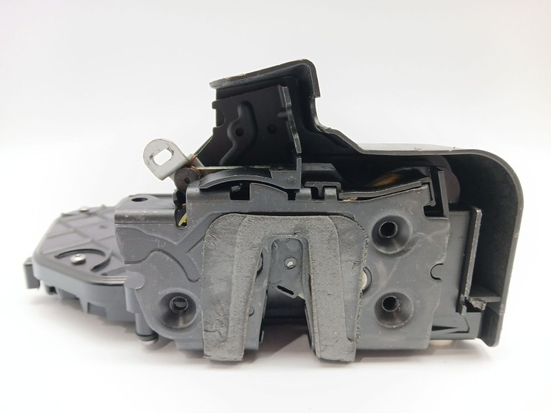 Recambio de cerradura puerta trasera izquierda para land rover discovery iv (l319) 2.7 td 4x4 referencia OEM IAM 7H5A26413AC  