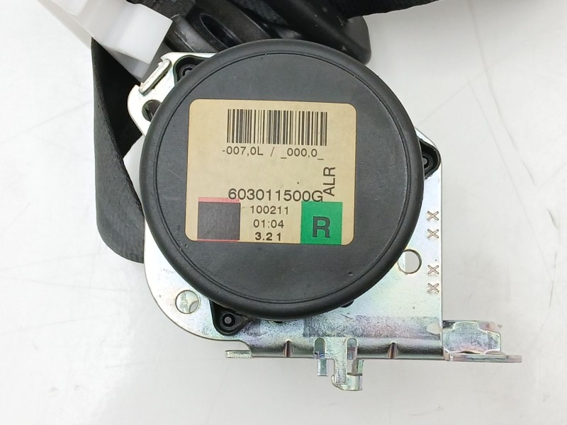 Recambio de cinturon seguridad trasero derecho para land rover discovery iv (l319) 2.7 td 4x4 referencia OEM IAM 603011500G  8H2