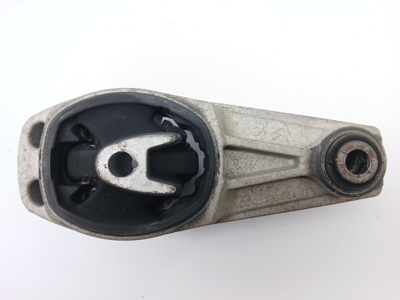 Recambio de soporte motor trasero para citroën c4 cactus 1.2 thp 110 referencia OEM IAM 9673005780  9802483780