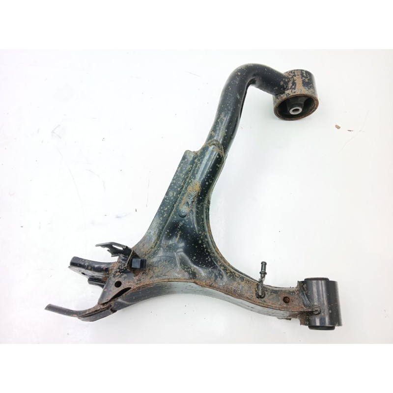 Recambio de brazo suspension superior trasero derecho para land rover discovery iv (l319) 2.7 td 4x4 referencia OEM IAM LR010523